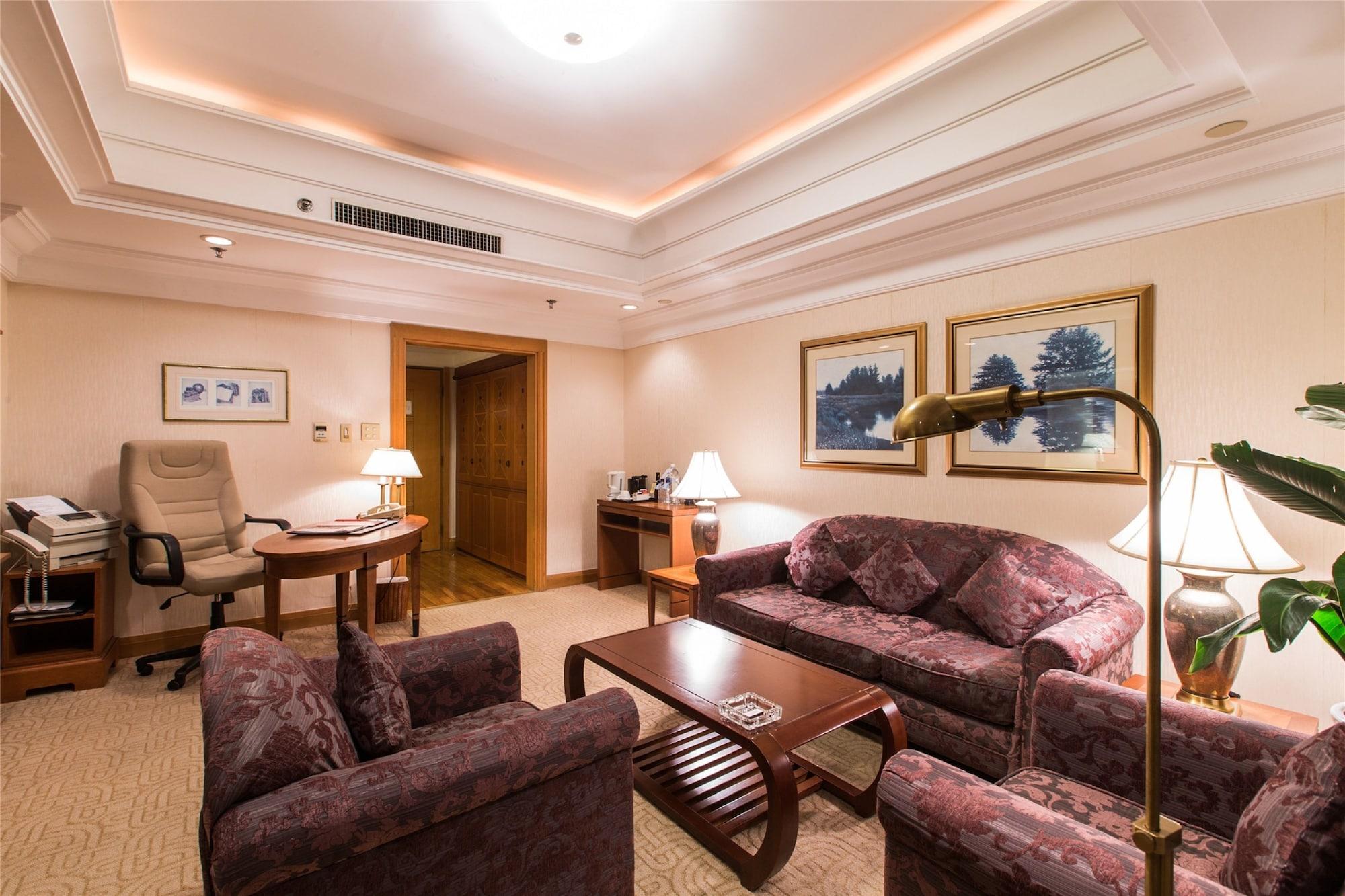 Ruishi Hotel Dalian Buitenkant foto