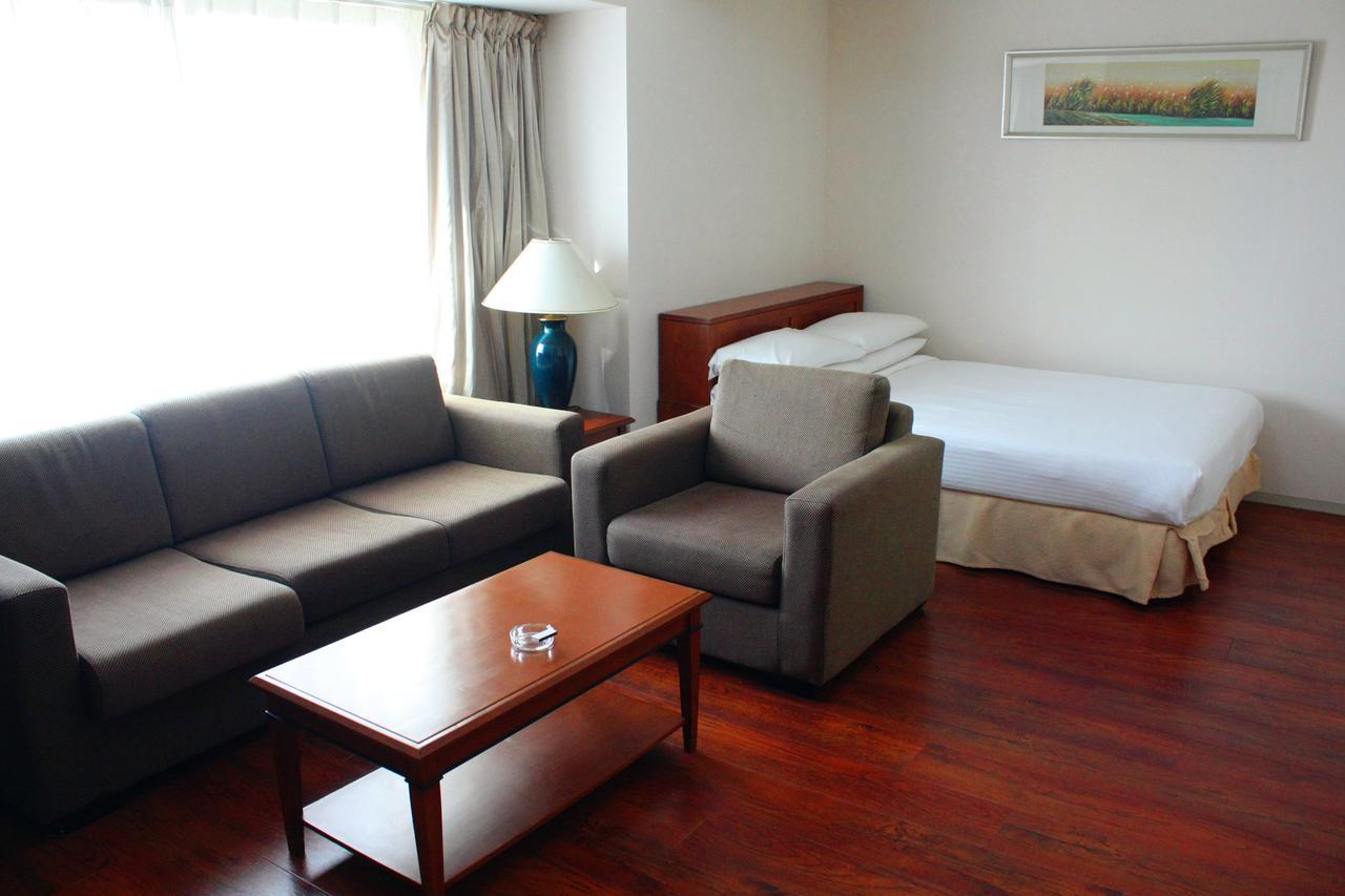 Ruishi Hotel Dalian Buitenkant foto